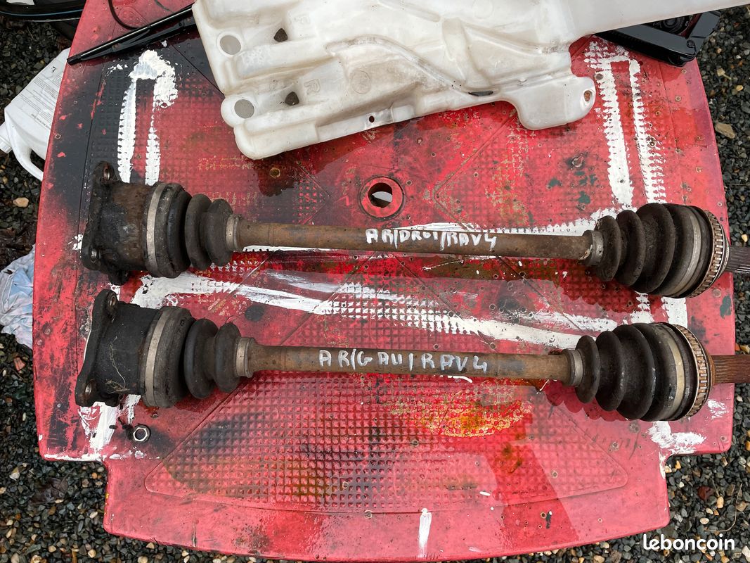 Cardan Arriere Droit+ gauche toyota RAV4 2.0 D4D - Équipement auto