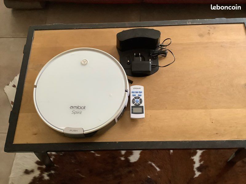 Robot. Amibot . Aspirateur laveur (image 1)