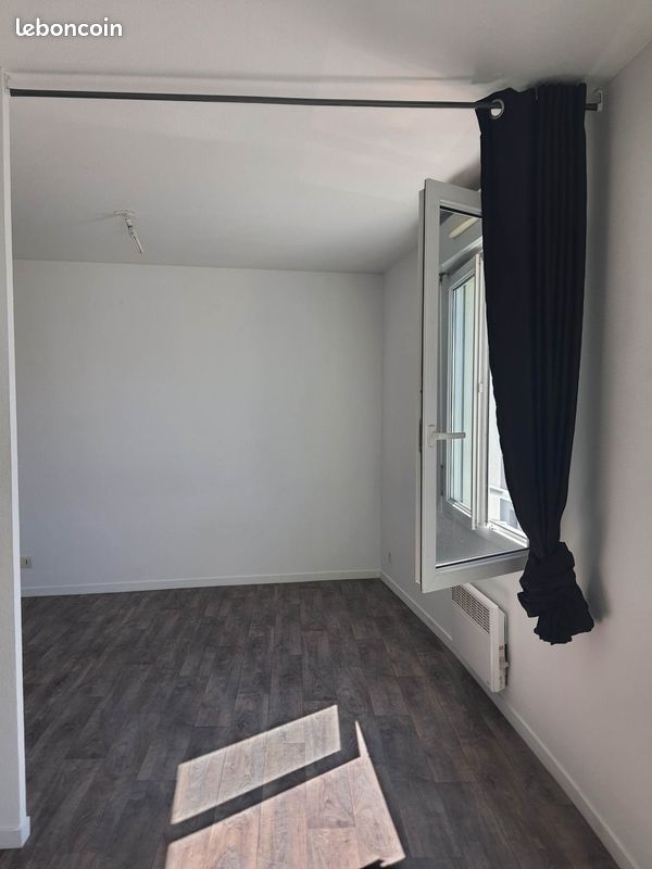 Appartement T1BIS Quartier st Eloi POITIERS - Poitiers 86000 (image principale 2)