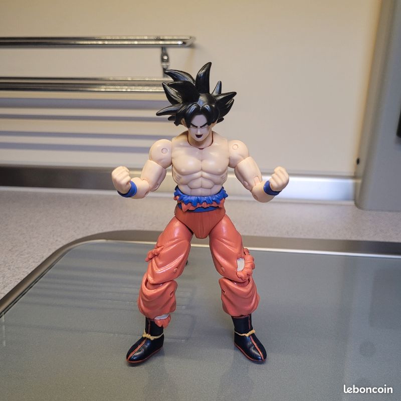 Figurine songoku ultra instinct (image 1)