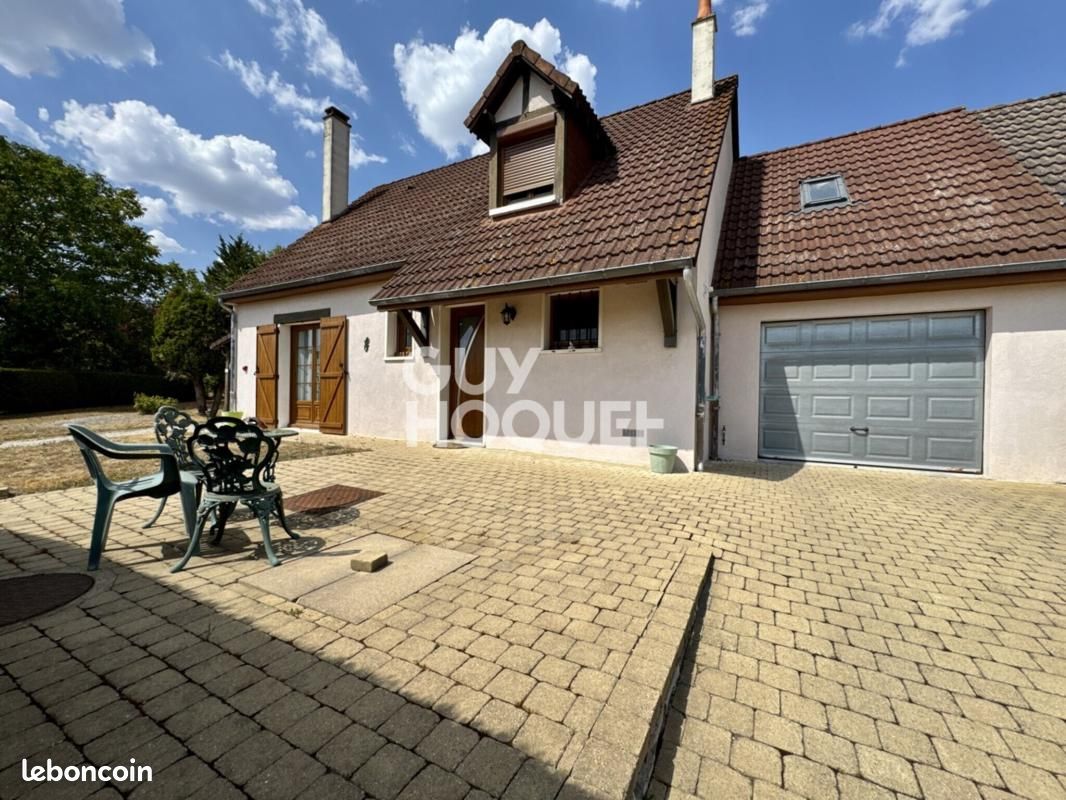 Maison 6 pièces 114 m² · à Rebréchien · 114 m² · 230 000 €