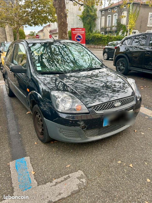 Ford Fiesta 2006 - voiture (image 3)
