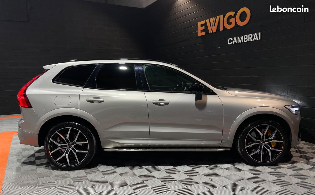VOLVO XC60 T8 455Ch POLESTAR - 1 ère main - Historique VOLVO - Carplay - Attelage - Marches Pieds (image 27)