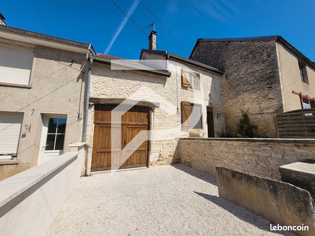Maison 4 pièces 108 m² · à Aubepierre-sur-Aube · 108 m² · 72 000 €