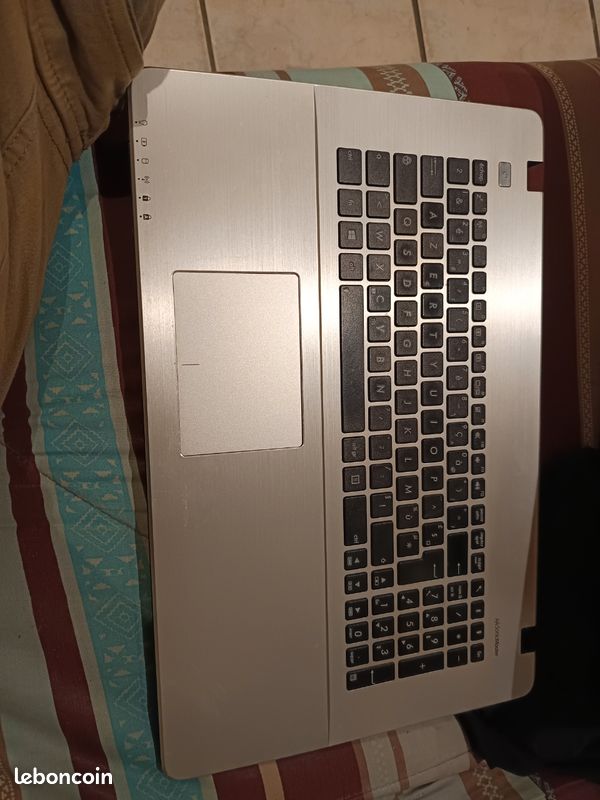 Clavier Et Pavé Tactile Pour ASUS F551C – Plastique Supérieur – Occasion Bon état – Fonctionnel