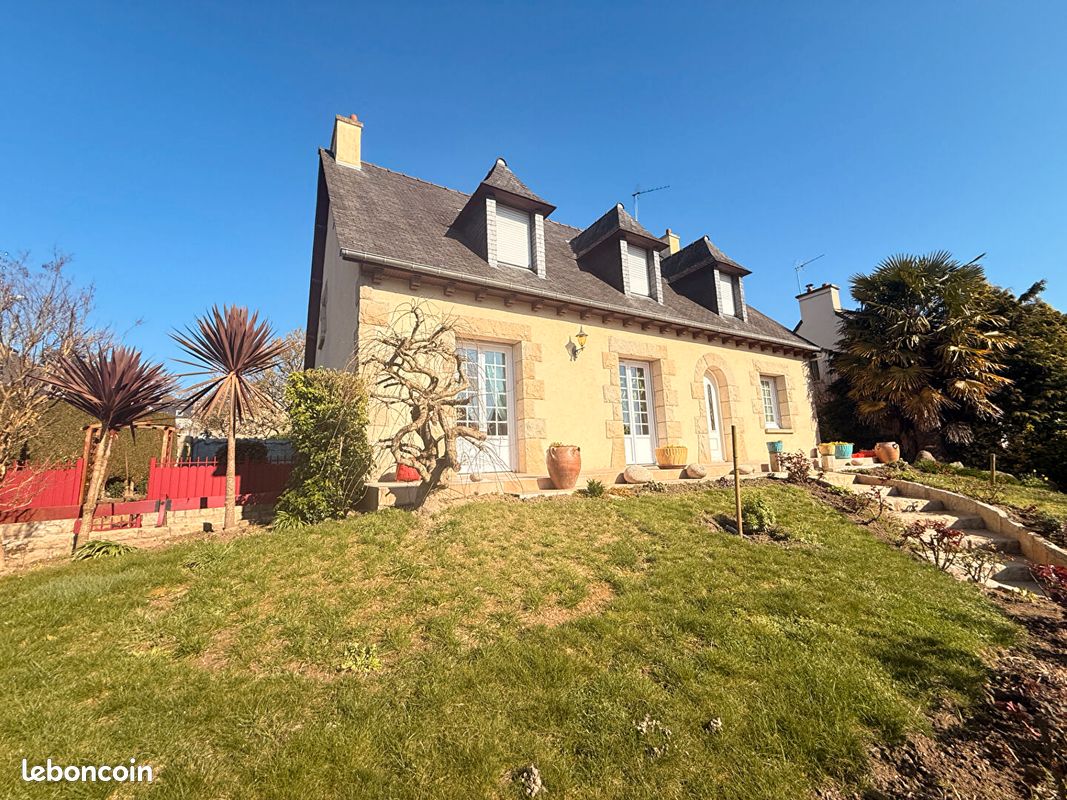 Maison 6 pièces 143 m² · à Dinan · 143 m² · 429 680 €