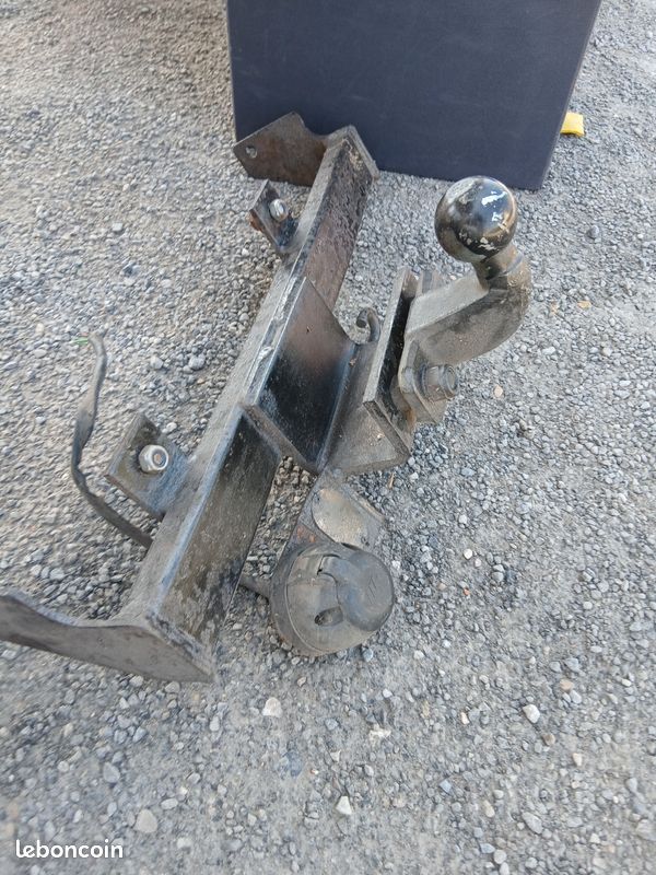 Voiture attelage (image 3)