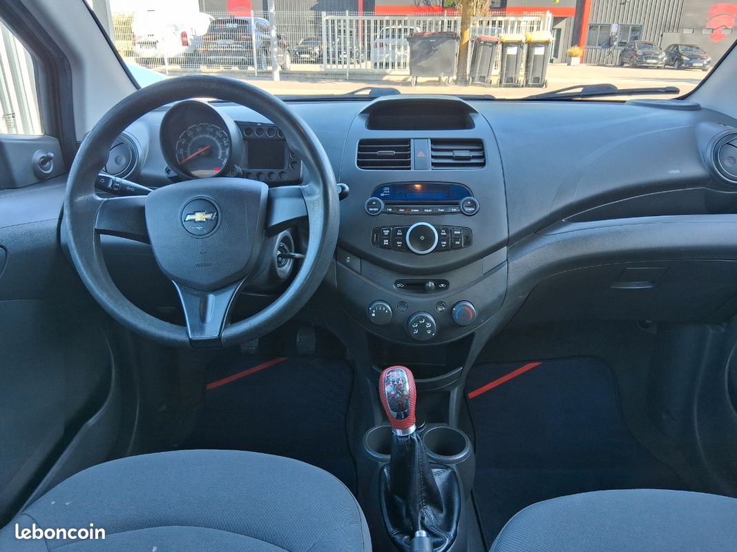 Chevrolet Spark 1,00 68 Chx 4 Chx 1er Main (image 5)