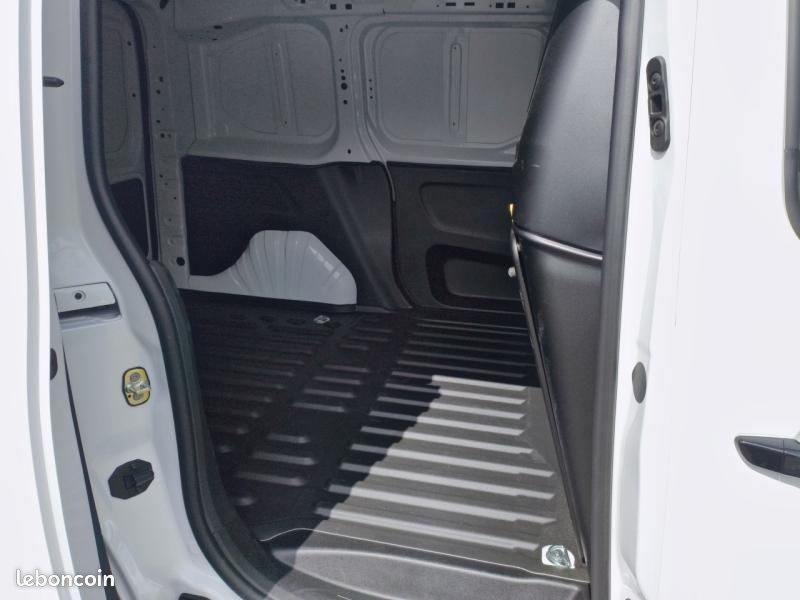 Opel Combo Cargo M Diesel 100ch Tech (image 24)