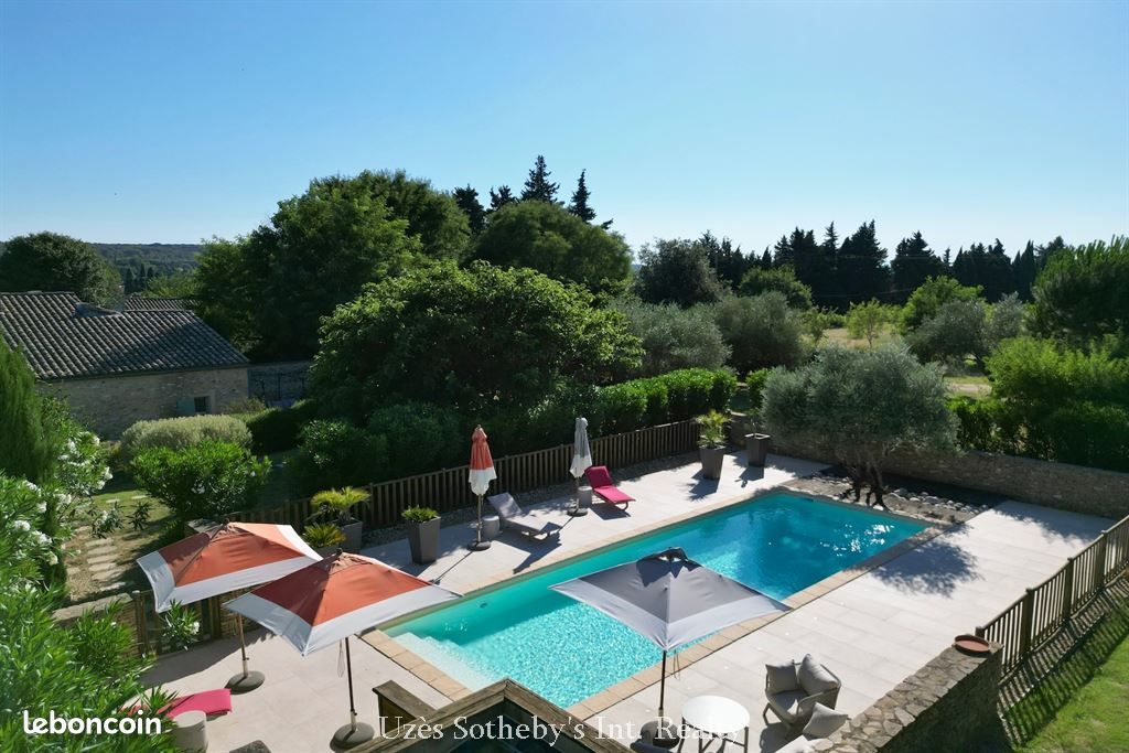 Maison 10 pièces 380 m² · à Uzès · 380 m² · 1 295 000 €