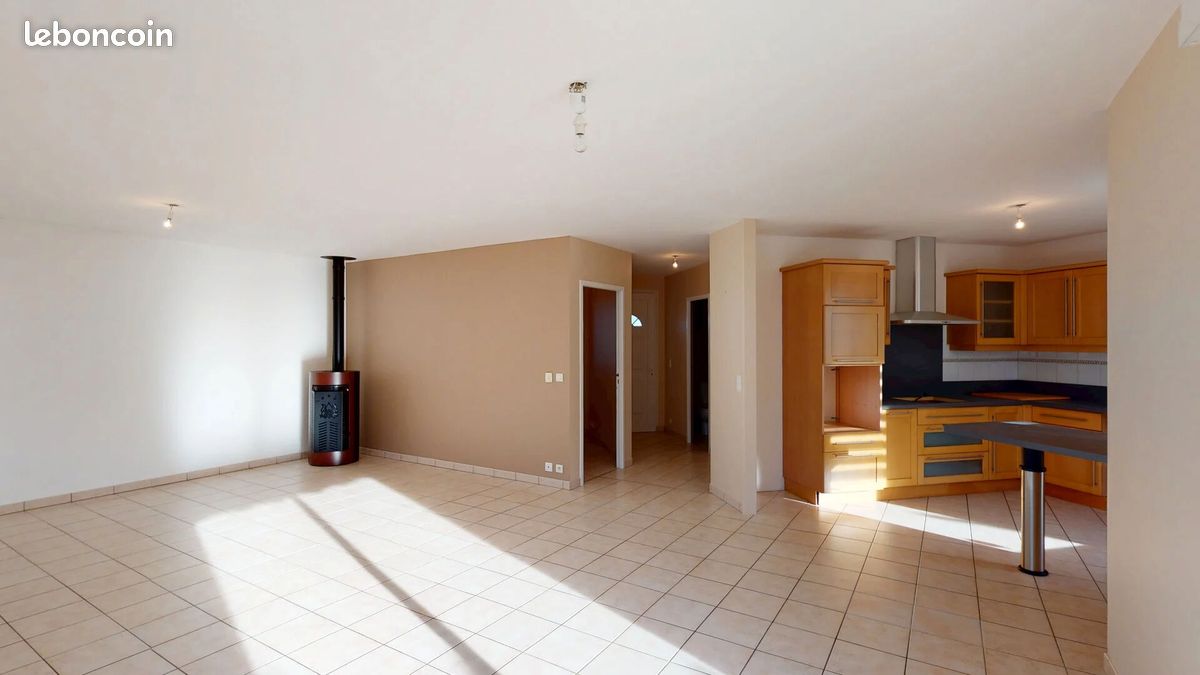 Maison 4 pièces 106 m² · à Valady · 106 m² · 990 €/mois