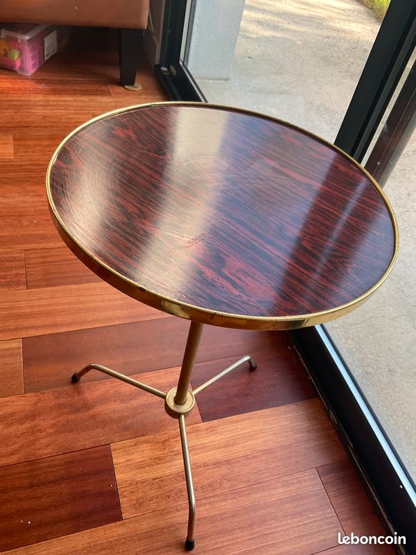 Guéridon / table d’appoint années 70 Formica (image 2)