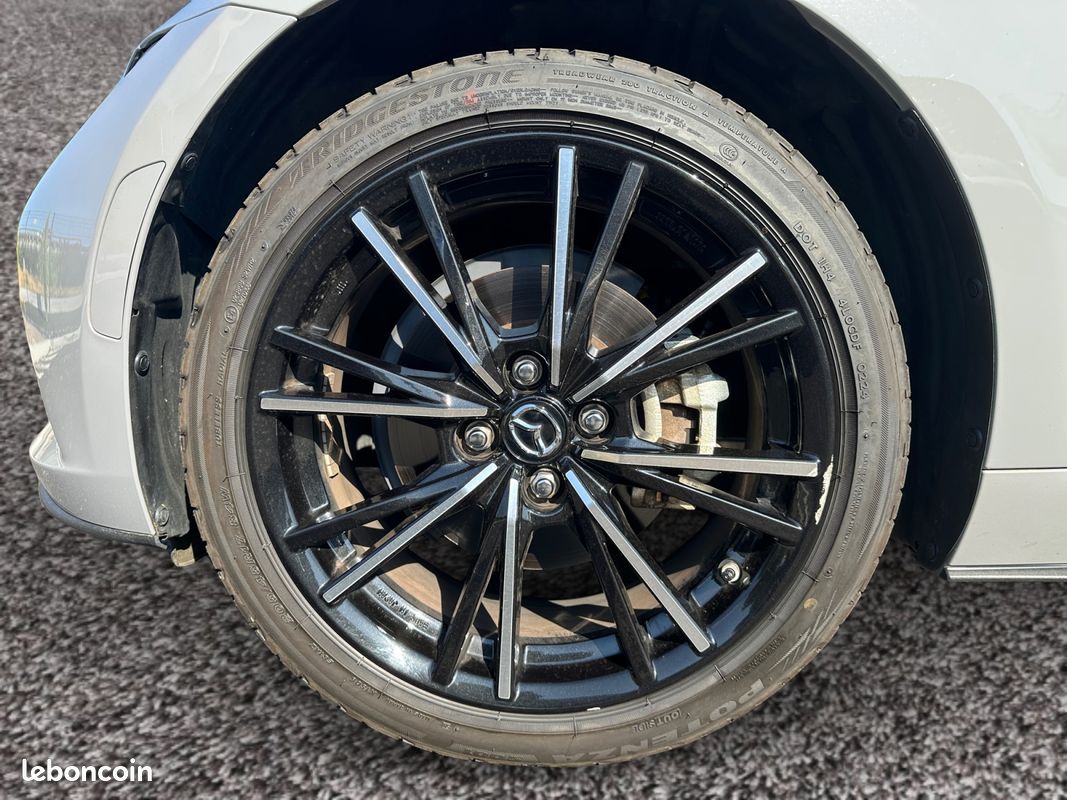MAZDA MX-5 RF 2.0L SKYACTIV-G 184 ch Exclusive-Line (image 9)