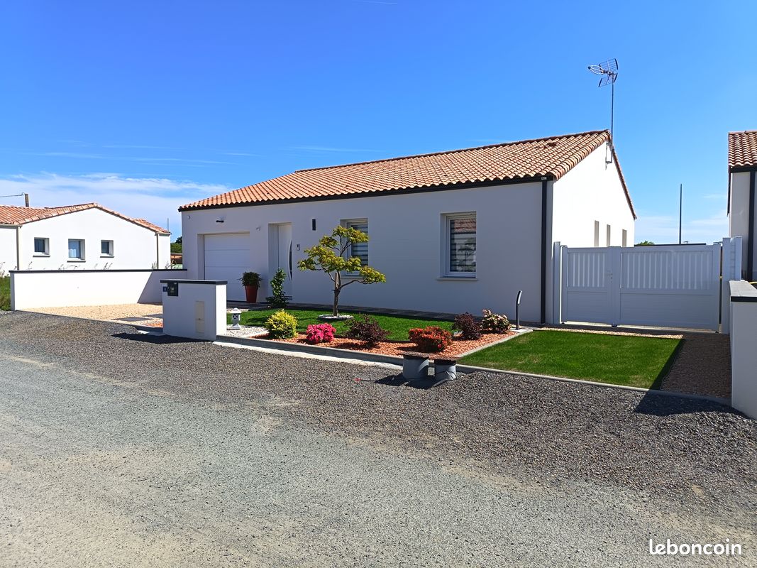 Maison 4 pièces 93 m² · à L'Aiguillon-sur-Vie · 93 m² · 330 000 €