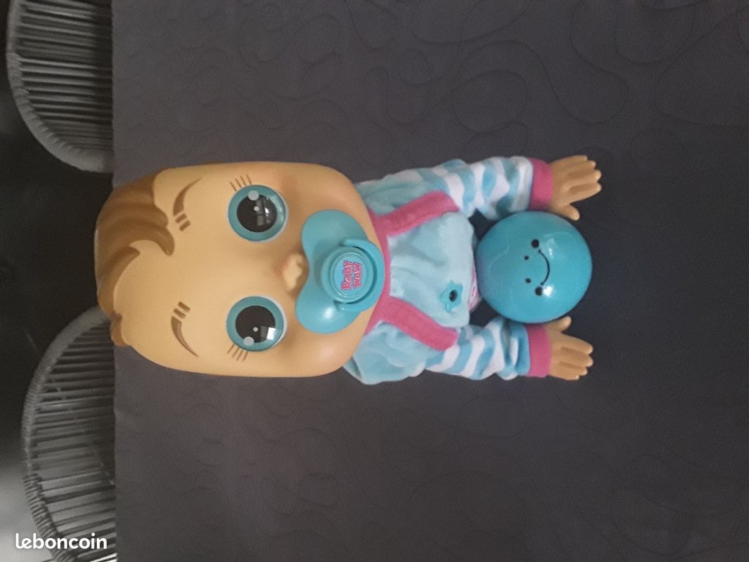 Bébé Louis (image 1)