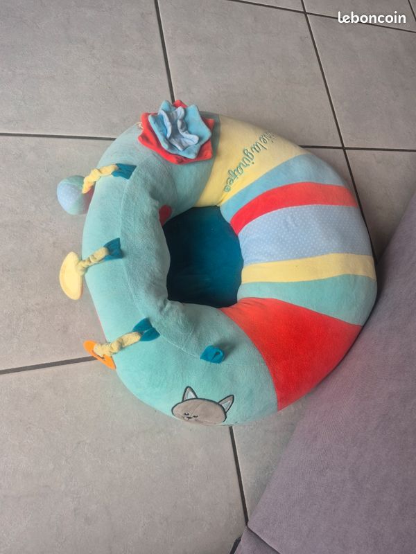 Pouf bébé (image 1)