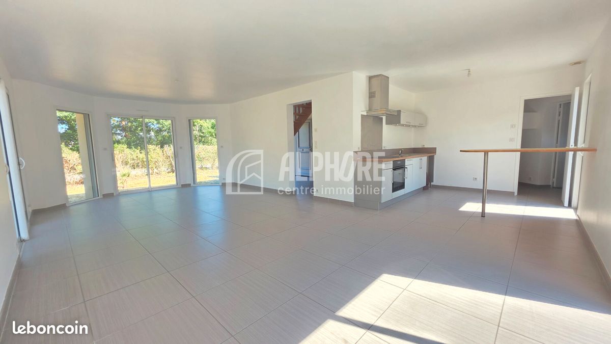 Maison 5 pièces 116 m² · à Saint-André-des-Eaux · 116 m² · 420 000 €