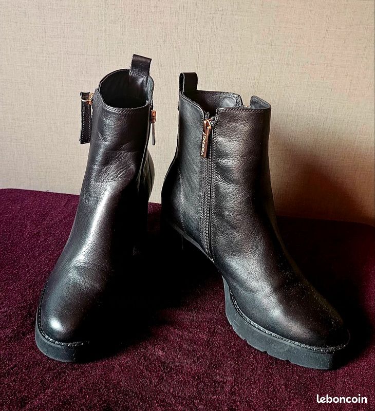 Bottine noir en cuir Carmela (image 6)