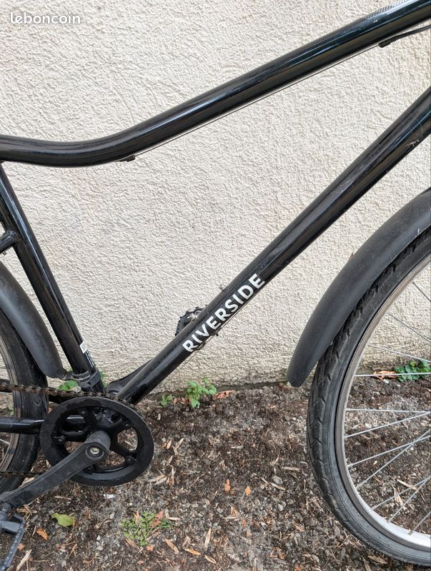 Vélo Riverside RS100 noir avec panier – à réviser (image 3)