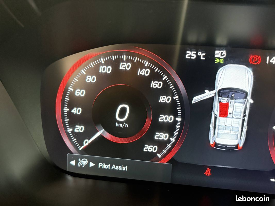 VOLVO XC60 T8 AWD 318 ch + 87 ch Geartronic 8 Polestar Engineered (image 33)