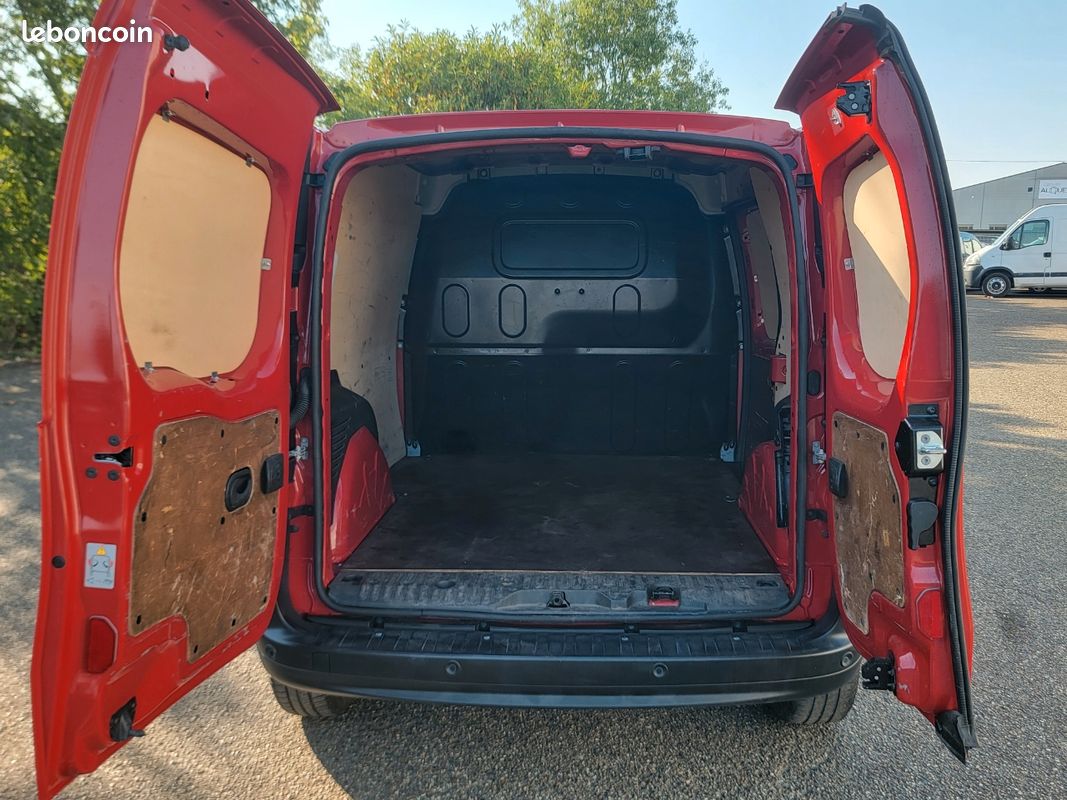 RENAULT KANGOO 2 PHASE 2 1.5 BLUE DCI - 8V TURBO 95 vh CT OK (image 3)