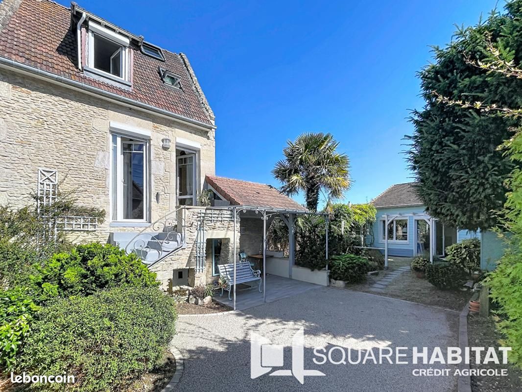 Maison 5 pièces 105 m² · à Lion-sur-Mer · 105 m² · 357 000 €