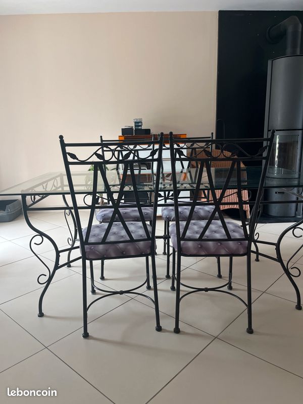 Table et chaise en fer (image 1)