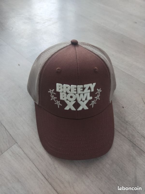 Casquette collector CHRIS BROWN (image 1)
