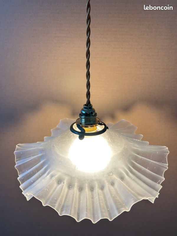 Suspension en verre ancienne (image 7)