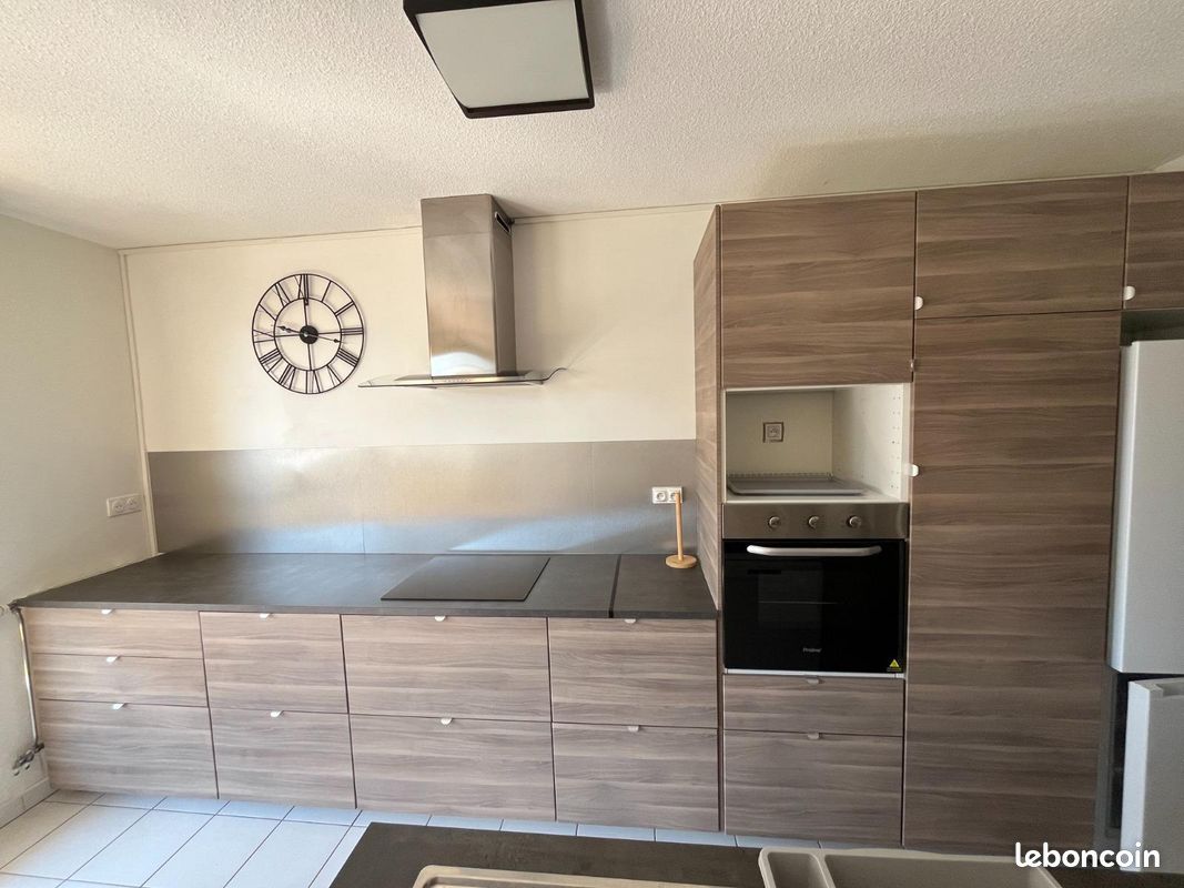 Appartement 3 pièces 70 m² · à Oullins-Pierre-Bénite · 70 m² · 1 200 €