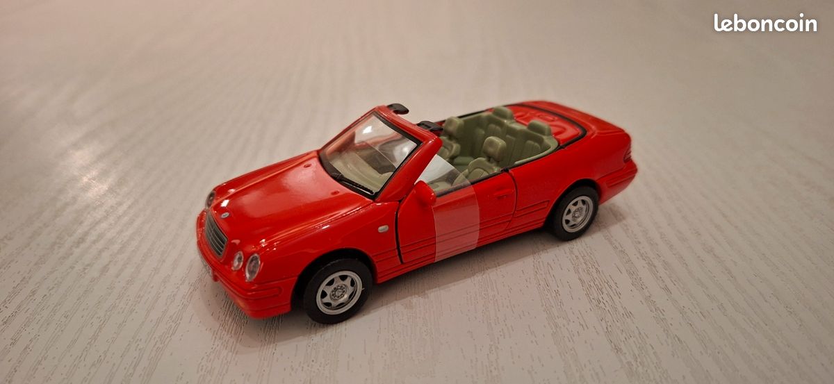 Mercedes Benz 190SL + Caravane – Cararama 1/43 – Diecast Argent/black – Occasion