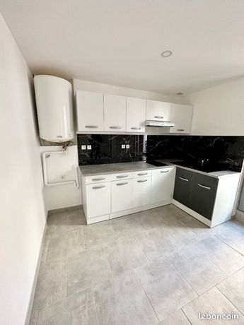 Studio 1 pièce 23 m²