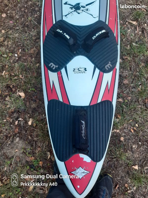 Planche vague Naish 8.3" windsurf (image 1)