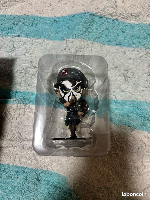 Figurine Caveira (R6) Collection