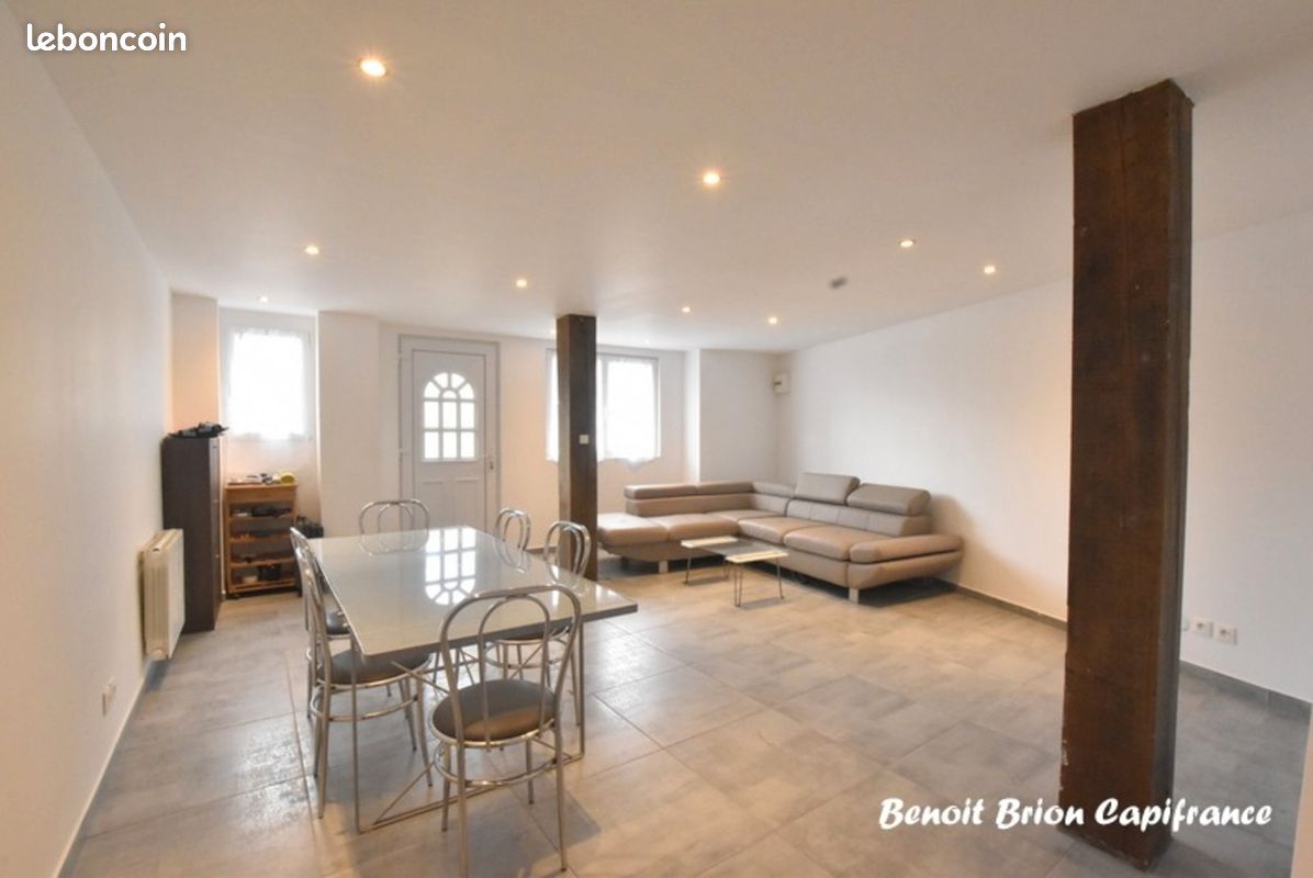 Maison 5 pièces 106 m² · à Saint-James · 106 m² · 147 000 €