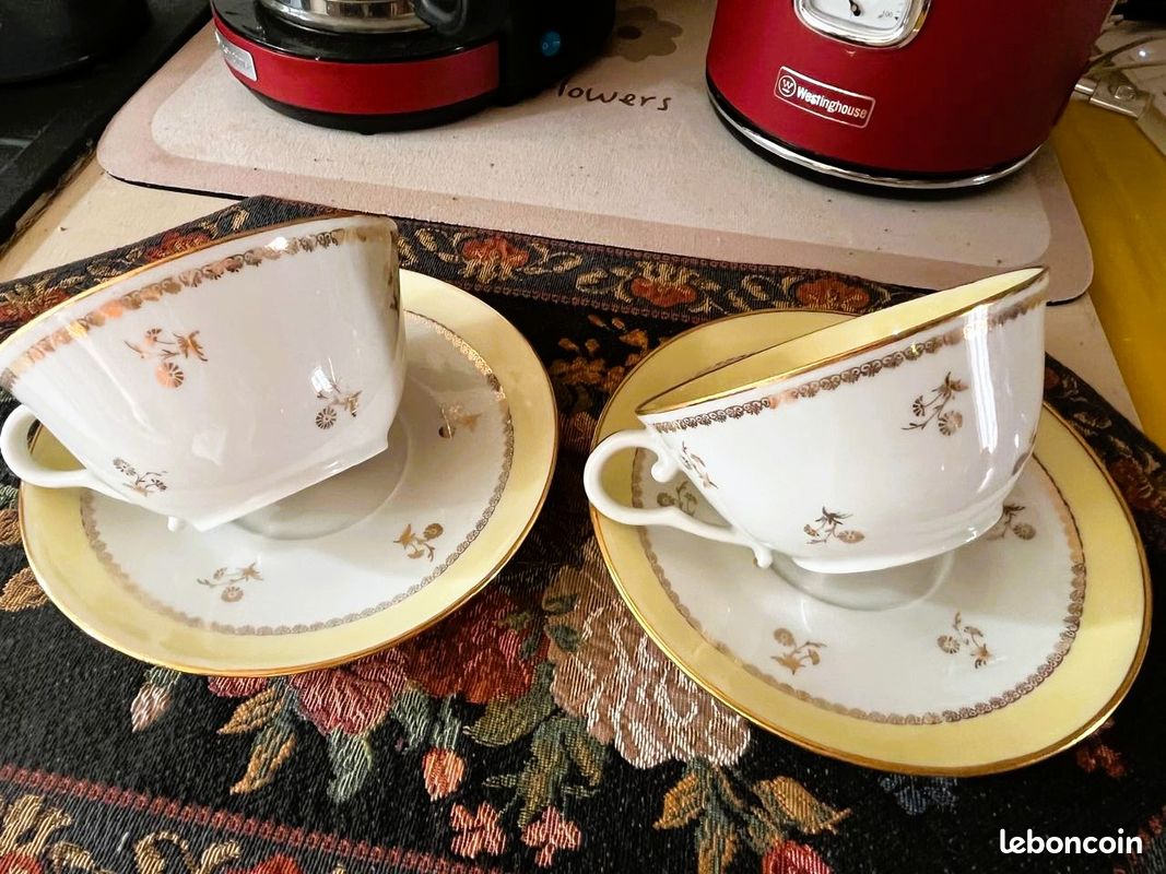 2 tasses à thé et soucoupes vintage LF Véritable Porcelaine dorée (image 2)