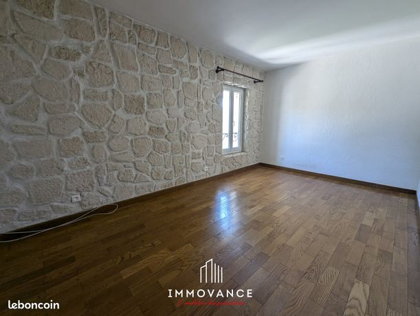 https://img.leboncoin.fr/api/v1/lbcpb1/images/b8/41/7e/b8417eac1c82a5a389b0bf3a3471a41e58ebd54f.jpg?rule=ad-image
