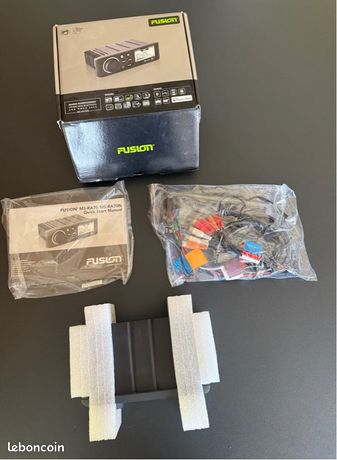 Adaptateur Système Stéréo Marine Pour Fusion MS-RA70 - Plaque De Montage PP