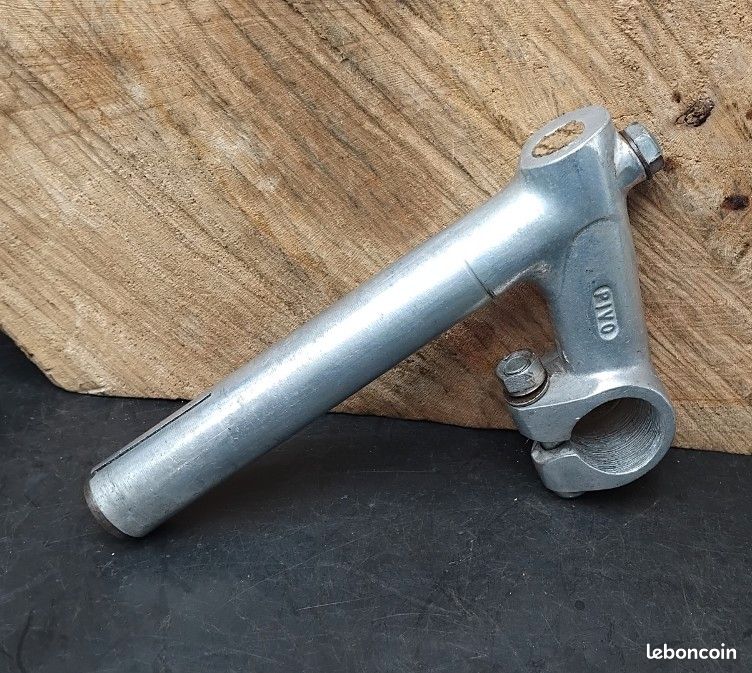 Potence Vélo Ancien AVA 75 - Alu - 22mm De Fourche / 25.4mm De Cintre - 1960