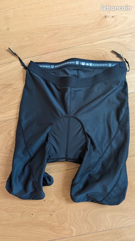 Short VTT POC XS et sous short mondraker (image 5)