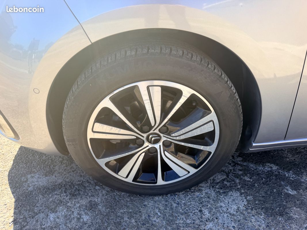 Citroen c4 grand picasso 1.2 puretech 130 ch business 7 places eat6 + camera de recul + carplay (image 29)