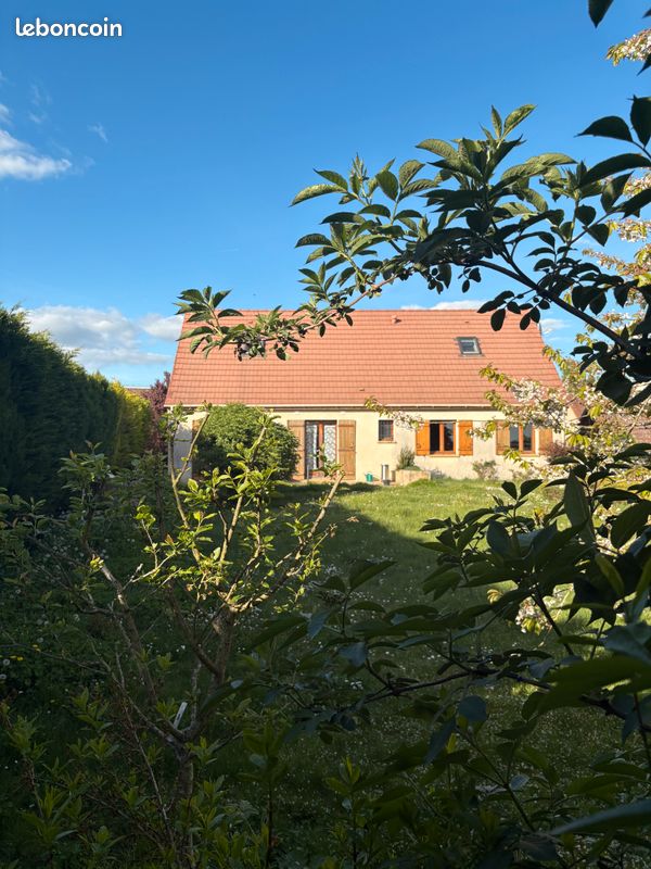 Maison 6 pièces 150 m² · à Aunay-sous-Auneau · 150 m² · 279 000 €