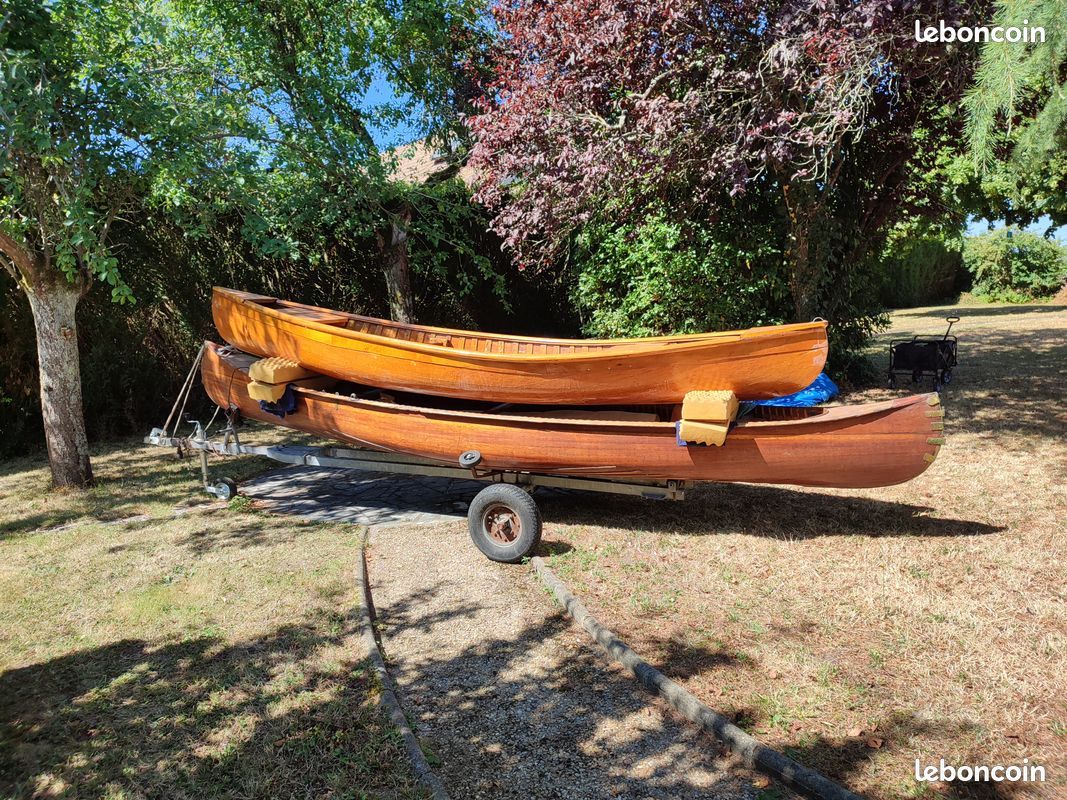 Canoë en bois (image 2)