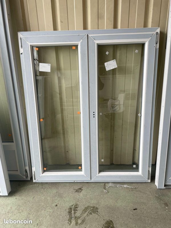 Fenêtre pvc blanc <<- (image 3)