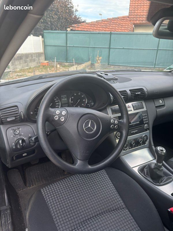 Mercedes C180 Kompressor (image 3)