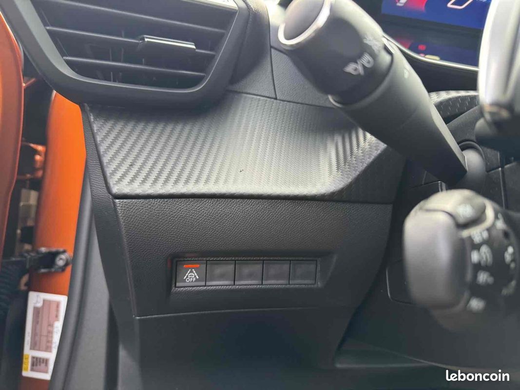 Peugeot 2008 1.5 BLUEHDI 130CH S&S GT EAT8 (image 20)