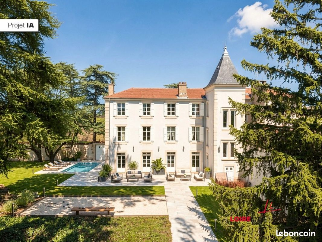 Maison 13 pièces 450 m² · à L'Étrat · 450 m² · 505 000 €