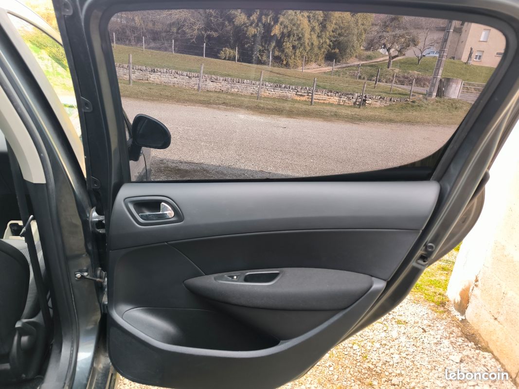 Porte arrière droite Peugeot 308 Phase 1 (image 2)