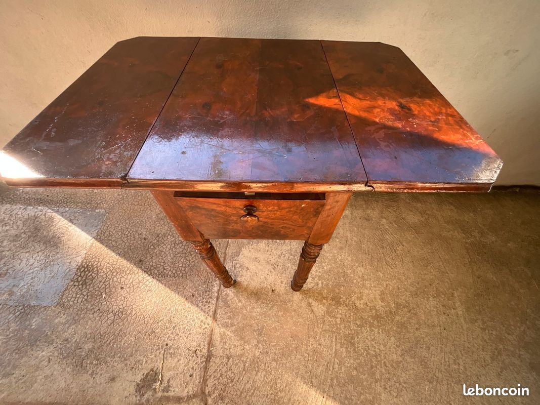 Table ancienne (image 6)