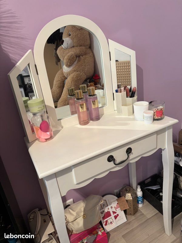 Coiffeuse blanche (image 2)